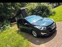 Schwarz Gebraucht 2014 Hyundai i40 Premium Kombi | 4.850 € (Guter Preis)