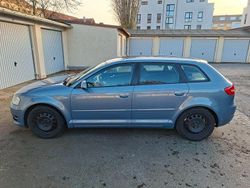 Blau Gebraucht 2011 Audi A3 Ambiente Limousine | 5.990 € (Etwas zu teuer)