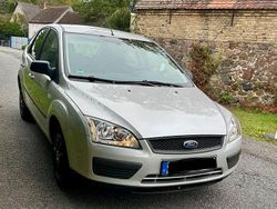 Silber Gebraucht 2007 Ford Focus Style Limousine | 3.999 € (Fairer Preis)