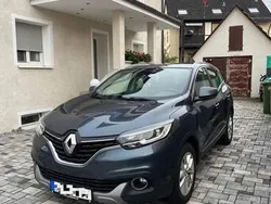 Grau Gebraucht 2016 Renault Kadjar SUV | 13.200 € (Fairer Preis)