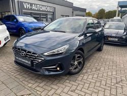Blau Gebraucht 2024 Hyundai i30 Limousine | 21.970 € (Guter Preis)