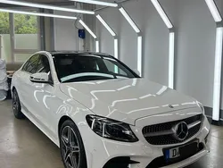 Weiß Gebraucht 2019 Mercedes C300 AMG line Limousine | 32.200 € (Fairer Preis)