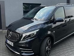 Schwarz Gebraucht 2019 Mercedes Vito AMG Van | 21.999 € (Fairer Preis)