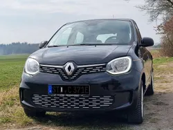 Schwarz Gebraucht 2021 Renault Twingo Vibes Kleinwagen | 10.700 € (Guter Preis)