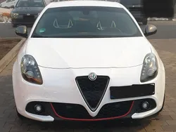 Weiß Gebraucht 2017 Alfa Romeo Giulietta Veloce Kleinwagen | 19.500 € (Teuer)