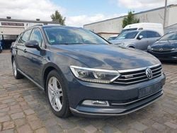 Grau Gebraucht 2015 VW Passat Comfortline Kombi | 11.990 € (Guter Preis)