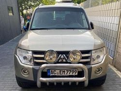 Gold Gebraucht 2007 Mitsubishi Pajero Instyle SUV | 8.200 € (Guter Preis)