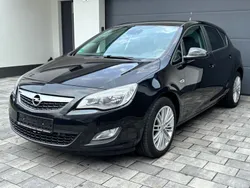 Schwarz Gebraucht 2011 Opel Astra Edition Limousine | 4.699 € (Fairer Preis)