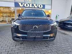 Onyx black / metallic Gebraucht 2025 Volvo XC90 Plus SUV | 77.900 €