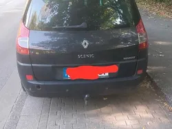 Schwarz Gebraucht 2007 Renault Scénic II Van / Kleinbus | 1.150 € (Teuer)