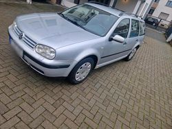 Silber Gebraucht 2001 VW Golf IV Kombi | 900 € (Fairer Preis)