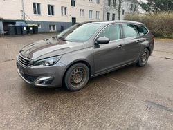Grau Gebraucht 2016 Peugeot 308 Kombi | 6.900 € (Guter Preis)