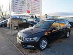 Schwarz Gebraucht 2017 VW Passat Comfortline Kombi | 14.490 € (Fairer Preis)