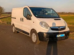 Weiß Gebraucht 2012 Opel Vivaro Van | 9.750 €