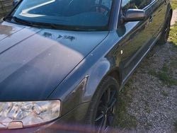 Grau Gebraucht 2003 Skoda Superb Limousine | 2.999 € (Fairer Preis)