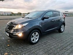 Grau Gebraucht 2011 Kia Sportage 2 SUV | 9.300 € (Etwas zu teuer)