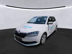 Weiß Gebraucht 2021 Skoda Fabia Ambition Limousine | 12.985 € (Superpreis)