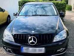 Schwarz Gebraucht 2010 Mercedes C180 Limousine | 13.000 €