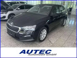 Schwarz, metallic Gebraucht 2023 Skoda Scala Ambition Kleinwagen | 18.285 € (Guter Preis)