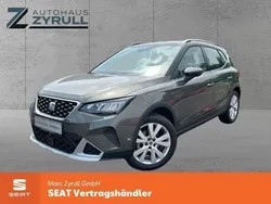 Grau Gebraucht 2024 Seat Arona Xperience SUV | 25.980 € (Teuer)