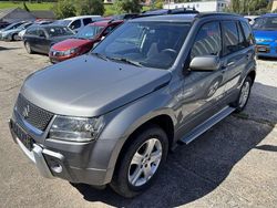 Starsilber Gebraucht 2005 Suzuki Grand Vitara Club SUV | 7.999 € (Teuer)