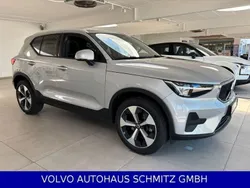 Silber Gebraucht 2024 Volvo XC40 Core SUV | 33.400 € (Fairer Preis)