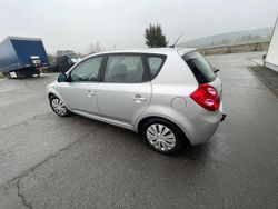 Silber Gebraucht 2008 Kia Ceed EX Kleinwagen | 4.900 € (Teuer)