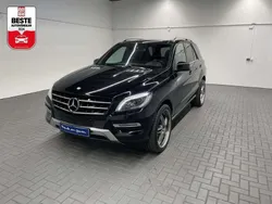 Schwarz (schwarz) Gebraucht 2014 Mercedes ML350 SUV | 22.980 € (Fairer Preis)