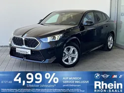Black sapphire metallic (metallic) Gebraucht 2024 BMW X2 Shadowline SUV | 41.575 € (Teuer)