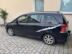 Schwarz Gebraucht 2008 Opel Zafira Van / Kleinbus | 1.200 € (Superpreis)