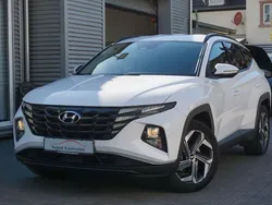 Polar white / sol Gebraucht 2022 Hyundai Tucson Basis SUV | 26.970 € (Superpreis)