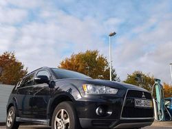 Schwarz Gebraucht 2011 Mitsubishi Outlander Instyle SUV | 6.499 € (Fairer Preis)