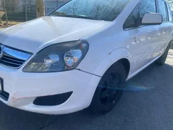 Weiß Gebraucht 2010 Opel Zafira Van / Kleinbus | 750 € (Superpreis)