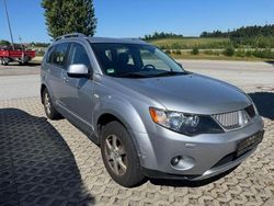 Silber Gebraucht 2010 Mitsubishi Outlander Inform SUV | 6.700 € (Guter Preis)