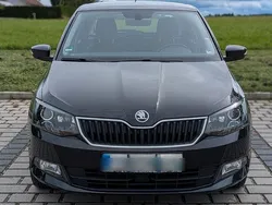 Schwarz Gebraucht 2016 Skoda Fabia Style Kleinwagen | 7.350 € (Fairer Preis)