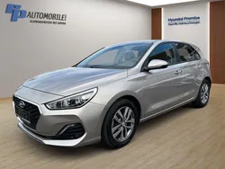 Beige Gebraucht 2019 Hyundai i30 Limousine | 14.990 € (Fairer Preis)
