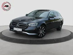 Grau Gebraucht 2022 Mercedes E300 Avantgarde Limousine | 33.980 € (Fairer Preis)