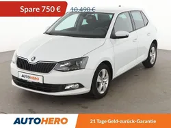 Weiß Gebraucht 2016 Skoda Fabia Style Kleinwagen | 9.740 € (Fairer Preis)