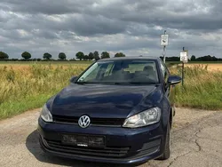 Blau Gebraucht 2013 VW Golf VII Comfortline Limousine | 5.100 € (Guter Preis)
