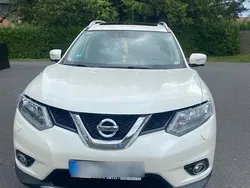 Weiß Gebraucht 2017 Nissan X-Trail SUV | 15.200 €
