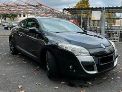 Schwarz Gebraucht 2010 Renault Mégane Coupé Dynamique Coupé | 3.900 € (Fairer Preis)