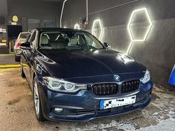 Blau Gebraucht 2016 BMW 330 Sport Line Limousine | 14.700 € (Etwas zu teuer)