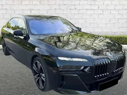 Black sapphire metallic Gebraucht 2023 BMW 740 M Sport Limousine | 86.990 € (Superpreis)