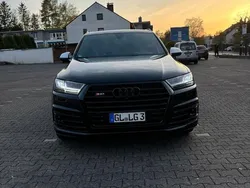 Schwarz Gebraucht 2017 Audi SQ7 Ambiente SUV | 35.980 € (Guter Preis)