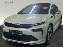 Grau Gebraucht 2025 Skoda Enyaq iV SportLine SUV | 49.950 € (Guter Preis)