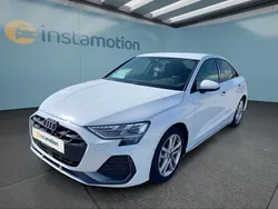 Weiß Gebraucht 2024 Audi A3 S-Line Limousine | 34.049 € (Fairer Preis)