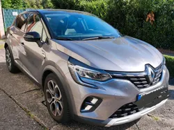 Grau Gebraucht 2022 Renault Captur Intens SUV | 18.900 € (Guter Preis)