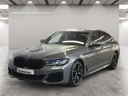 Grau Gebraucht 2023 BMW M550 M Sport Limousine | 67.400 € (Teuer)