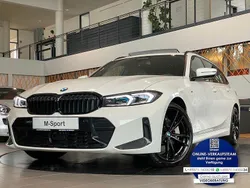 Weiß Gebraucht 2023 BMW 330 M Sport Limousine | 49.980 € (Fairer Preis)