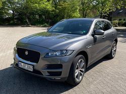 Grau Gebraucht 2018 Jaguar F-Pace Prestige SUV | 22.999 € (Fairer Preis)